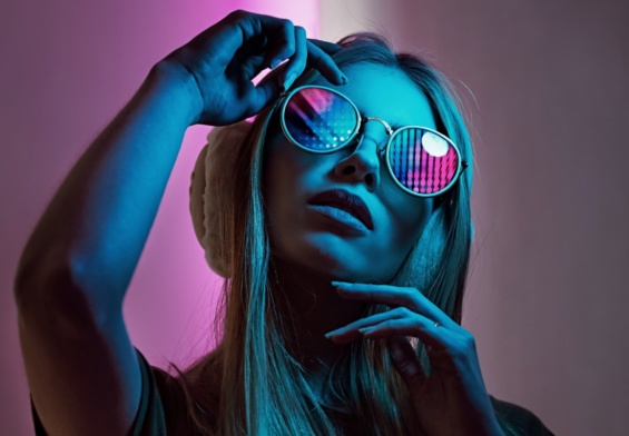 effetto neon con photoshop