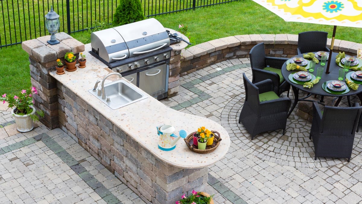 Area barbecue in giardino