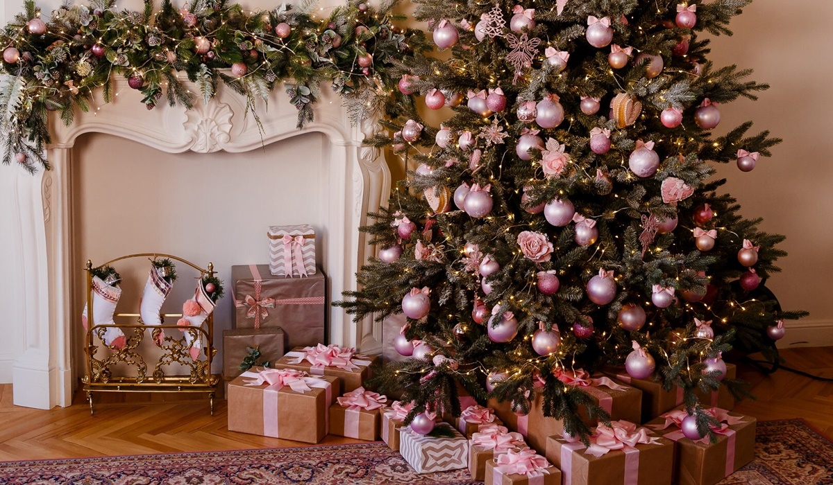 albero di natale rosa