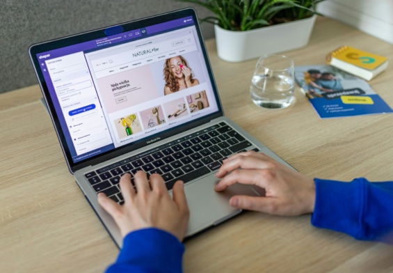 prodotti digitali con canva come fare