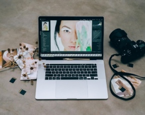 Digital Make up