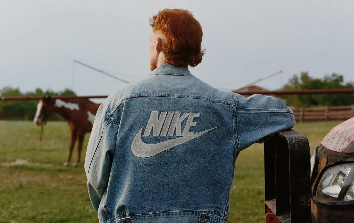 levi's e nike