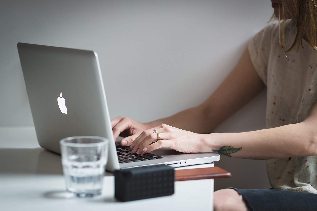 Shortcut di Canva