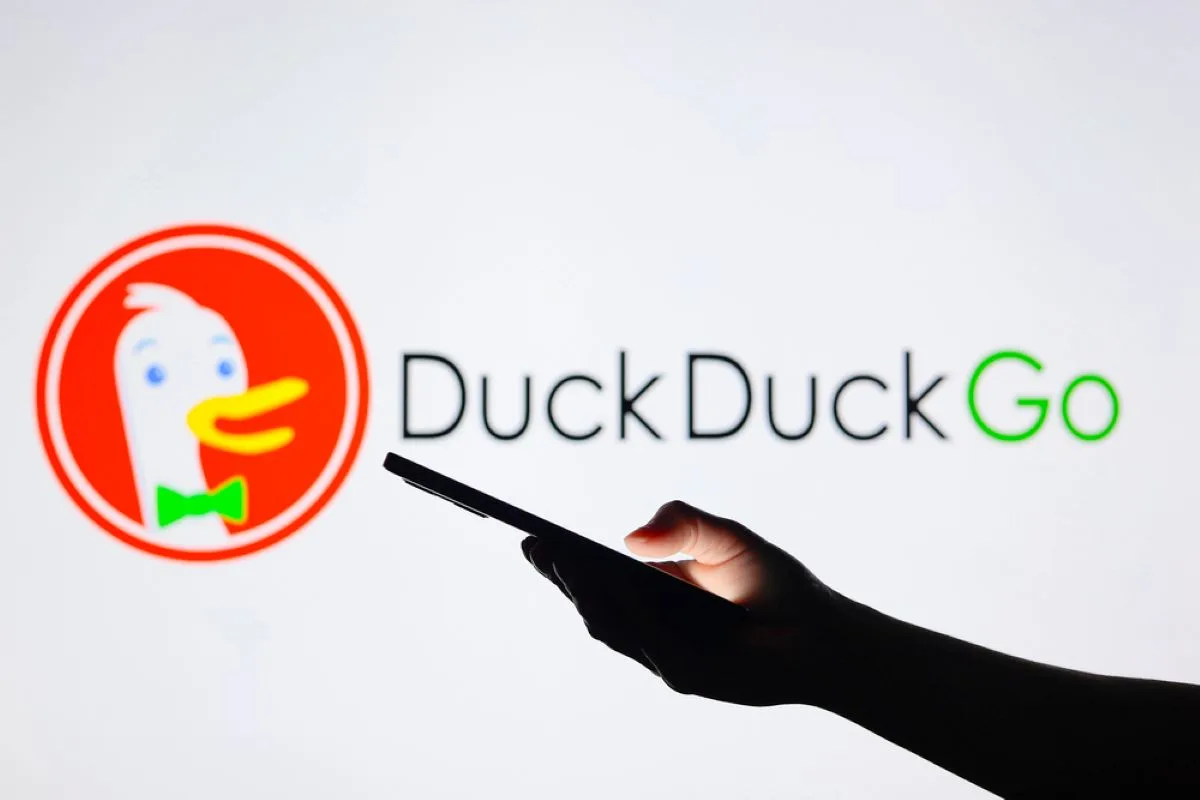 DuckAI